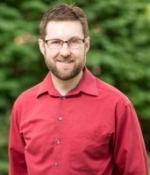Physics professor Brian Utter