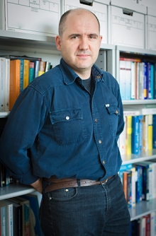 Professor Miguel Carreira-Perpinan's new algorithm helps machines conduct complex functions more like the human brain does.
