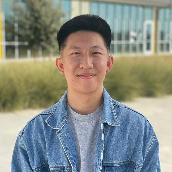 the college tour highlighting uc merced student Ellis Tom